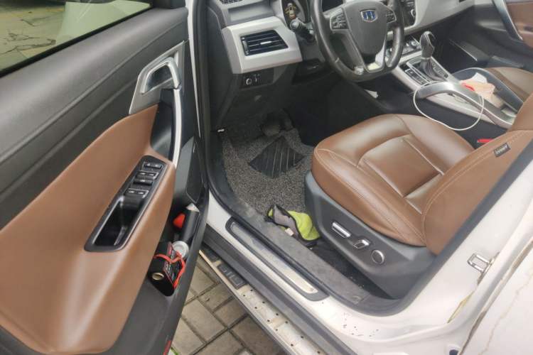 Used Geely Auto Emgrand X7 Sport 2016 1.8TD Automatic Smart Model Driver Seat