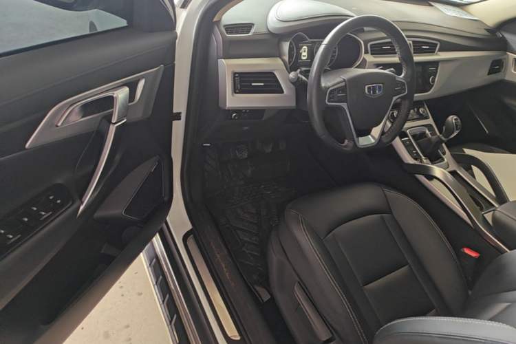 Used Geely Auto Emgrand X7 Sport 2016 2.0L Manual ZhiShang Version Driver Seat