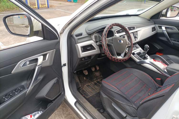 Used Geely Auto Emgrand X7 Sport 2016 2.0L Manual Smart Connect Version Driver Seat