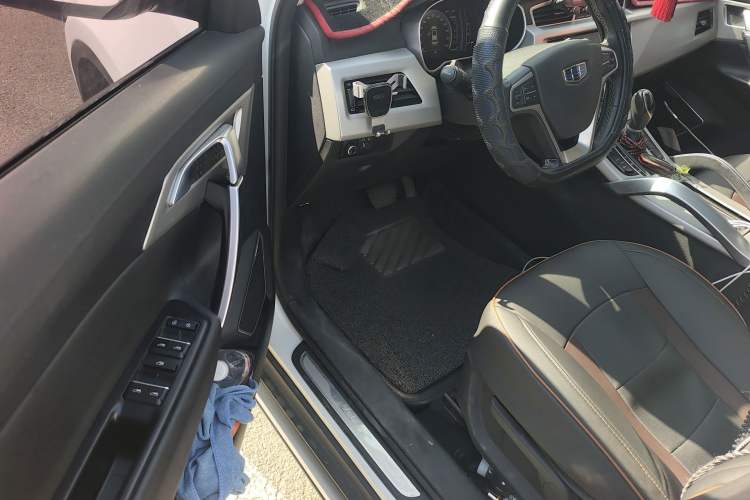 Used Geely Auto Emgrand X7 Sport 2016 1.8TD Automatic Smart Connectivity Version Driver Seat