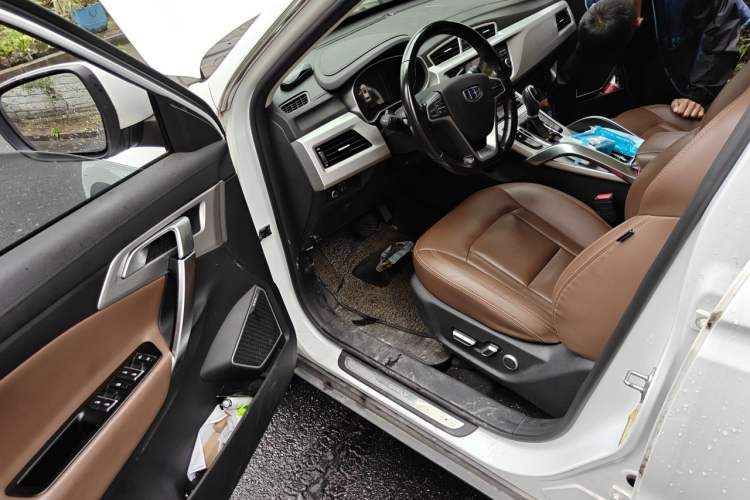 Used Geely Auto Emgrand X7 Sport 2016 1.8TD Automatic All-Wheel Drive Smart Version Driver Seat