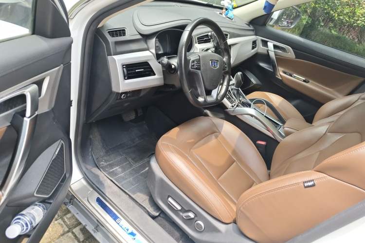 Used Geely Auto Emgrand X7 Sport 2016 1.8TD Automatic ZhiZun Version Driver Seat