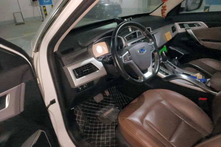 Used Geely Auto Emgrand X7 Sport 2016 1.8TD Automatic All-Wheel-Drive ZhiZun Edition Driver Seat