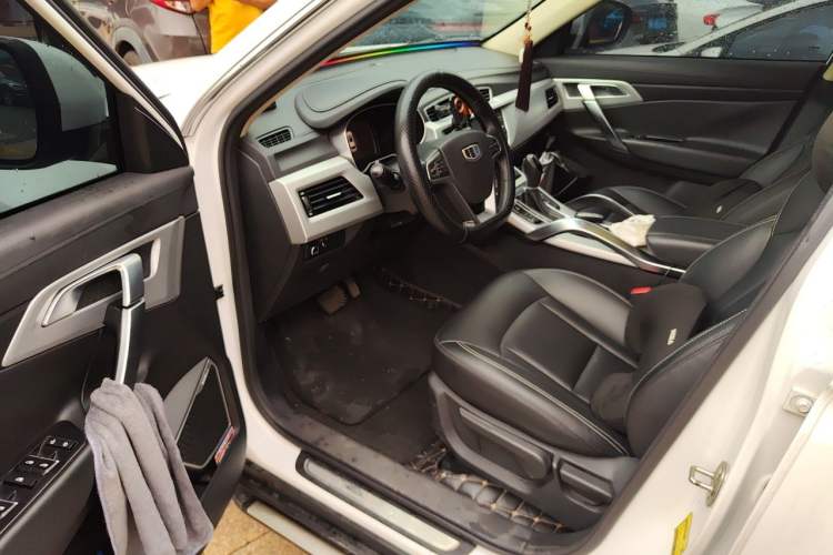 Used Geely Auto Emgrand X7 Sport 2016 1.8TD Automatic Smart Connectivity Version Driver Seat