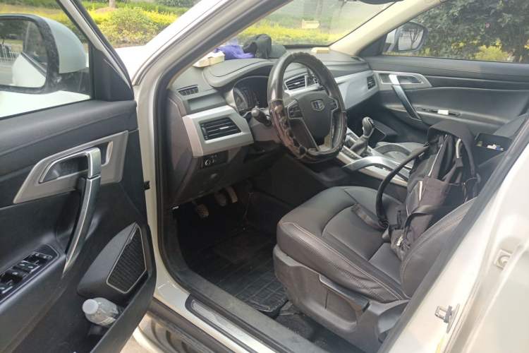 Used Geely Auto Emgrand X7 Sport 2016 2.0L Manual Smart Connect Version Driver Seat
