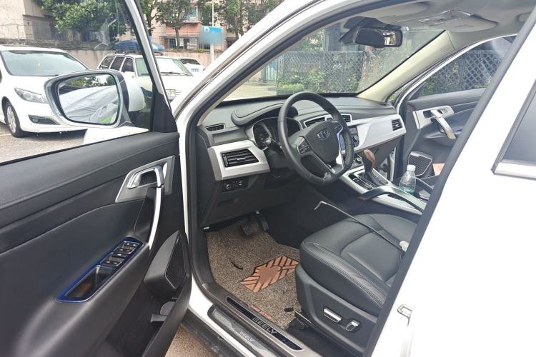 Used Geely Auto Emgrand X7 Sport 2016 1.8TD Automatic Smart Model Driver Seat