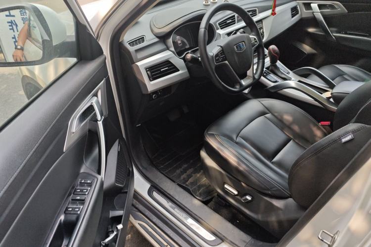 Used Geely Auto Emgrand X7 Sport 2016 1.8TD Automatic Smart Model Driver Seat