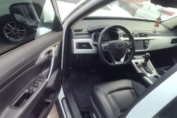 Used Geely Auto Emgrand X7 Sport 2016 1.8TD Automatic Smart Model Driver Seat