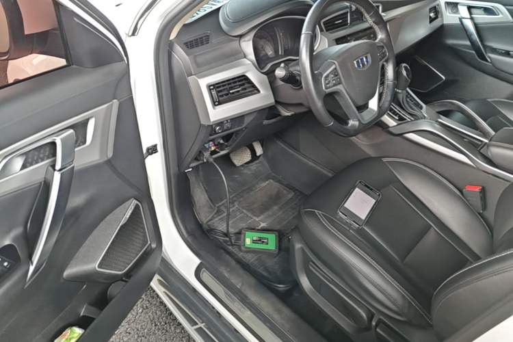 Used Geely Auto Emgrand X7 Sport 2016 1.8TD Automatic Smart Connectivity Version Driver Seat