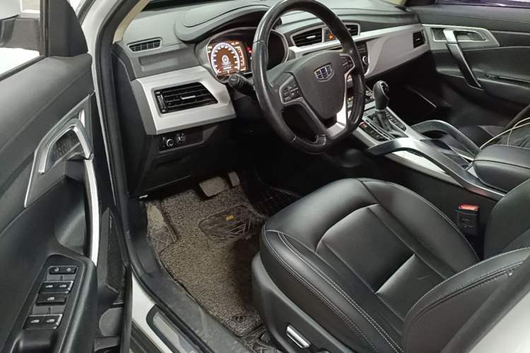 Used Geely Auto Emgrand X7 Sport 2016 1.8TD Automatic Smart Model Driver Seat