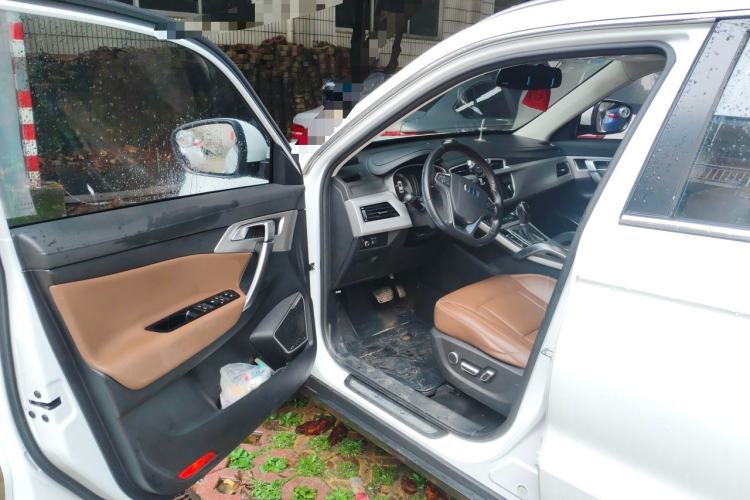 Used Geely Auto Emgrand X7 Sport 2016 1.8TD Automatic ZhiZun Version Driver Seat