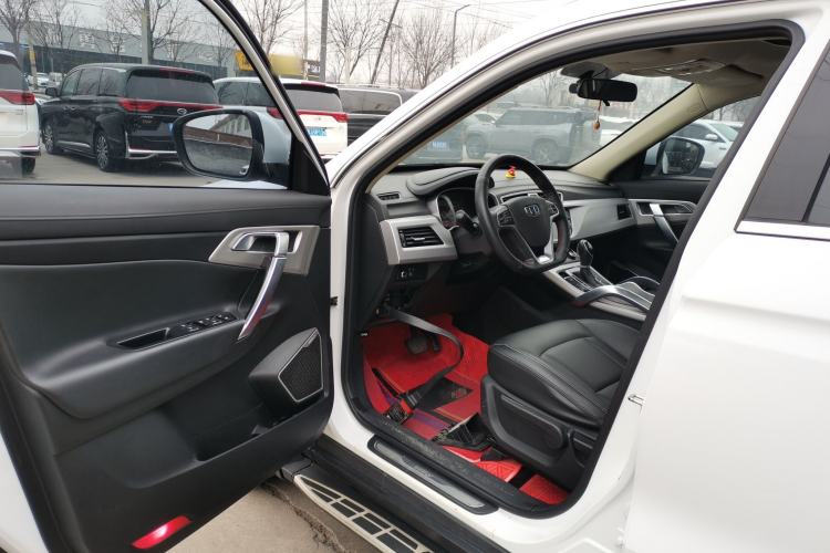 Used Geely Auto Emgrand X7 Sport 2016 1.8TD Automatic Smart Connectivity Version Driver Seat
