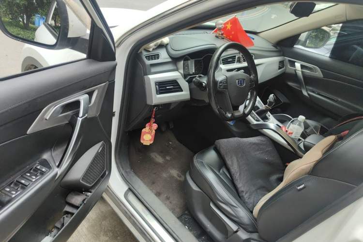 Used Geely Auto Emgrand X7 Sport 2016 2.0L Manual ZhiShang Version Driver Seat