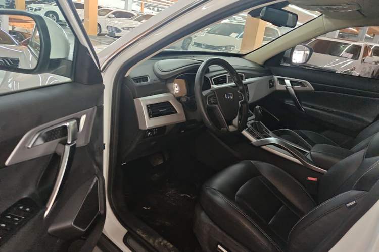 Used Geely Auto Emgrand X7 Sport 2016 1.8TD Automatic Smart Model Driver Seat