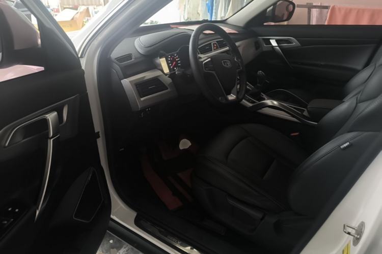 Used Geely Auto Emgrand X7 Sport 2016 2.0L Manual ZhiShang Version Driver Seat