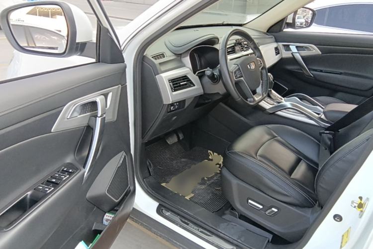 Used Geely Auto Emgrand X7 Sport 2016 1.8TD Automatic Smart Model Driver Seat
