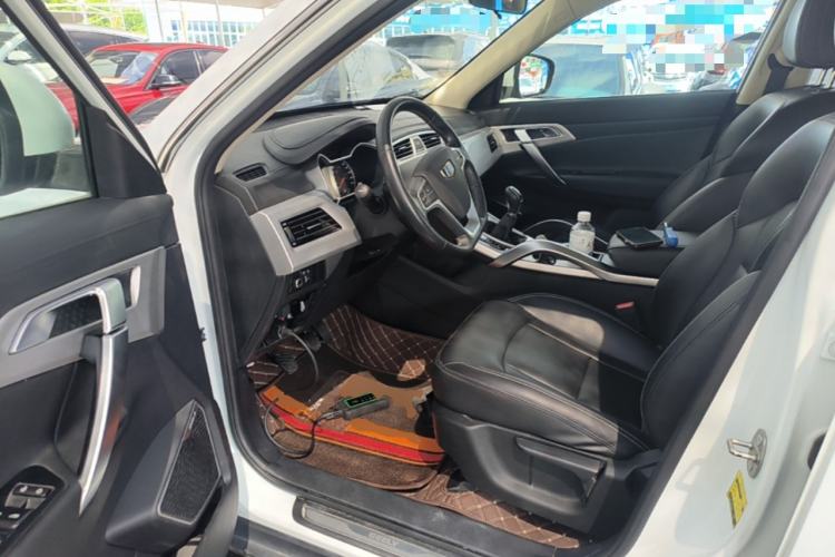 Used Geely Auto Emgrand X7 Sport 2016 2.0L Manual ZhiShang Version Driver Seat
