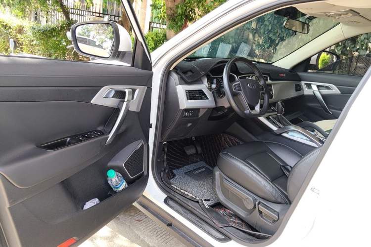 Used Geely Auto Emgrand X7 Sport 2016 1.8TD Automatic ZhiShang Model Driver Seat