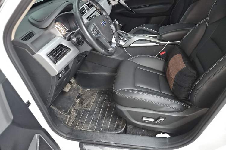 Used Geely Auto Emgrand X7 Sport 2016 1.8TD Automatic Smart Model Driver Seat