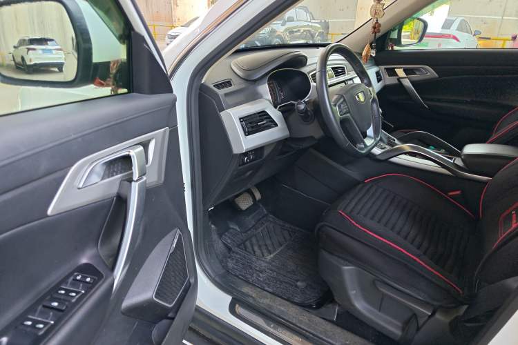 Used Geely Auto Emgrand X7 Sport 2016 1.8TD Automatic Smart Connectivity Version Driver Seat