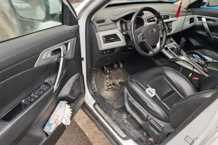 Used Geely Auto Emgrand X7 Sport 2016 2.0L Manual ZhiShang Version Driver Seat