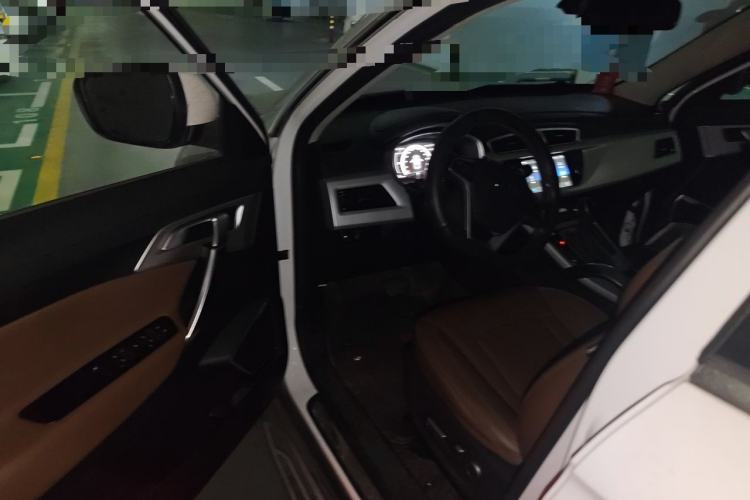 Used Geely Auto Emgrand X7 Sport 2016 1.8TD Automatic Smart Connectivity Version Driver Seat