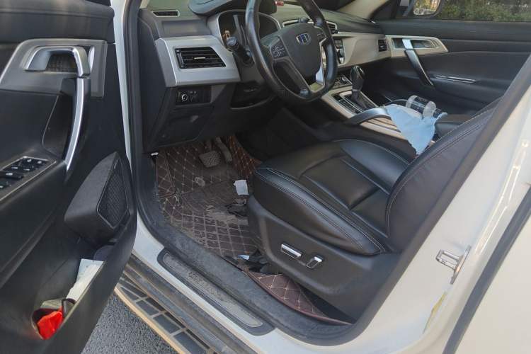 Used Geely Auto Emgrand X7 Sport 2016 1.8TD Automatic Smart Model Driver Seat