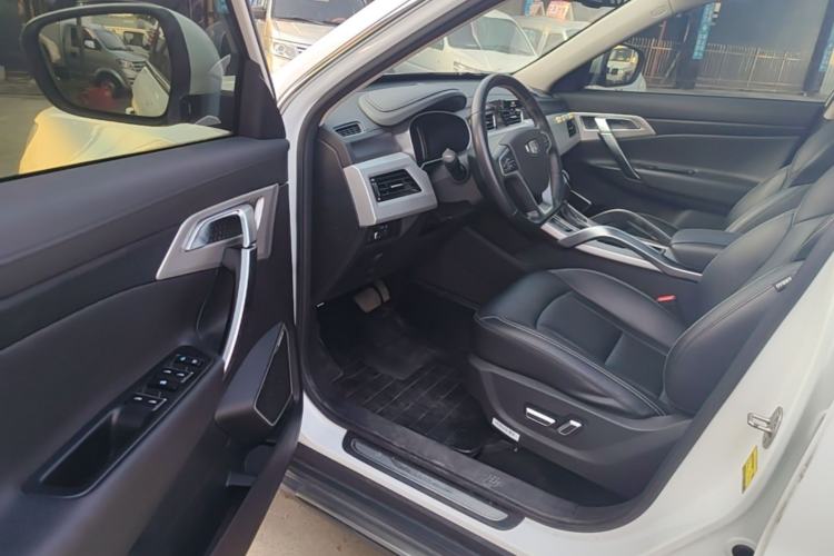 Used Geely Auto Emgrand X7 Sport 2016 1.8TD Automatic Smart Model Driver Seat