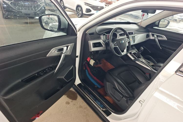 Used Geely Auto Emgrand X7 Sport 2016 2.0L Manual ZhiShang Version Driver Seat