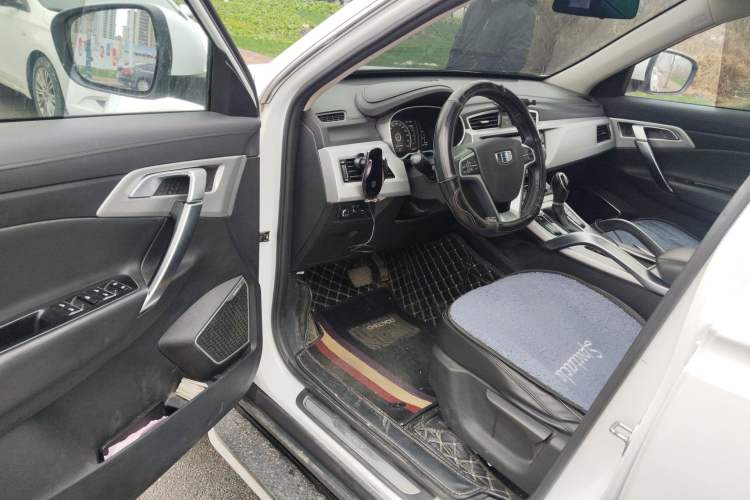 Used Geely Auto Emgrand X7 Sport 2016 1.8TD Automatic Smart Connectivity Version Driver Seat