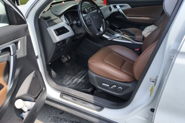 Used Geely Auto Emgrand X7 Sport 2016 1.8TD Automatic ZhiZun Version Driver Seat