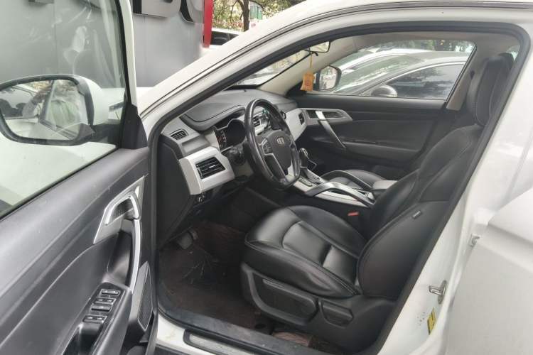 Used Geely Auto Emgrand X7 Sport 2016 1.8TD Automatic ZhiShang Model Driver Seat