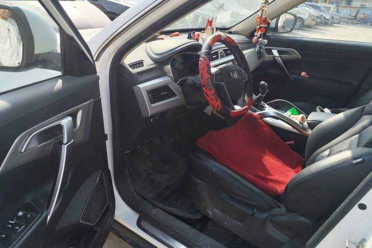 Used Geely Auto Emgrand X7 Sport 2016 2.0L Manual ZhiShang Version Driver Seat