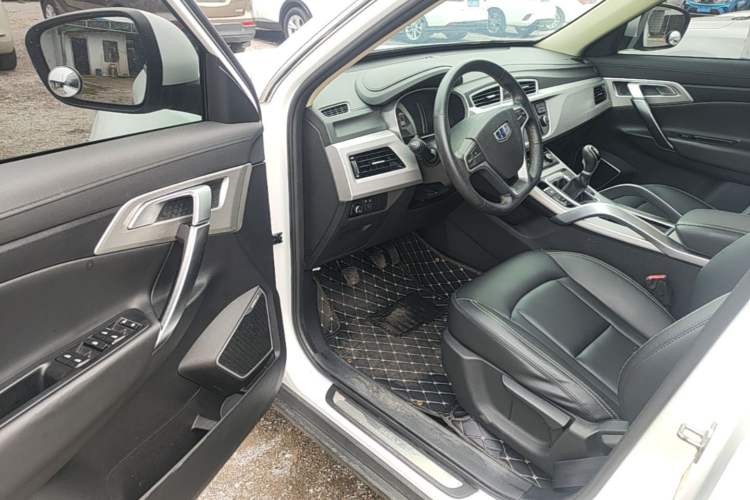 Used Geely Auto Emgrand X7 Sport 2016 2.0L Manual ZhiShang Version Driver Seat