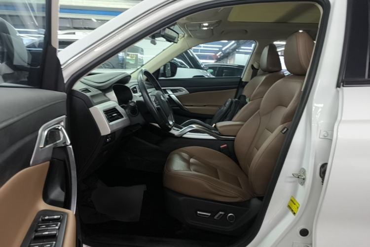 Used Geely Auto Emgrand X7 Sport 2016 1.8TD Automatic ZhiZun Version Driver Seat