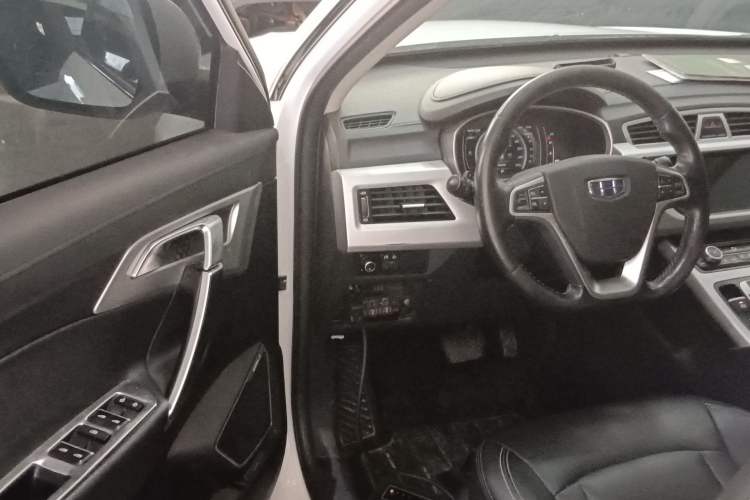 Used Geely Auto Emgrand X7 Sport 2016 1.8TD Automatic Smart Connectivity Version Driver Seat