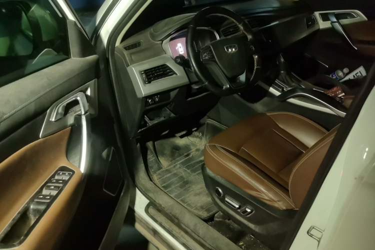Used Geely Auto Emgrand X7 Sport 2016 1.8TD Automatic ZhiZun Version Driver Seat