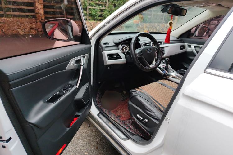Used Geely Auto Emgrand X7 Sport 2016 1.8TD Automatic Smart Model Driver Seat