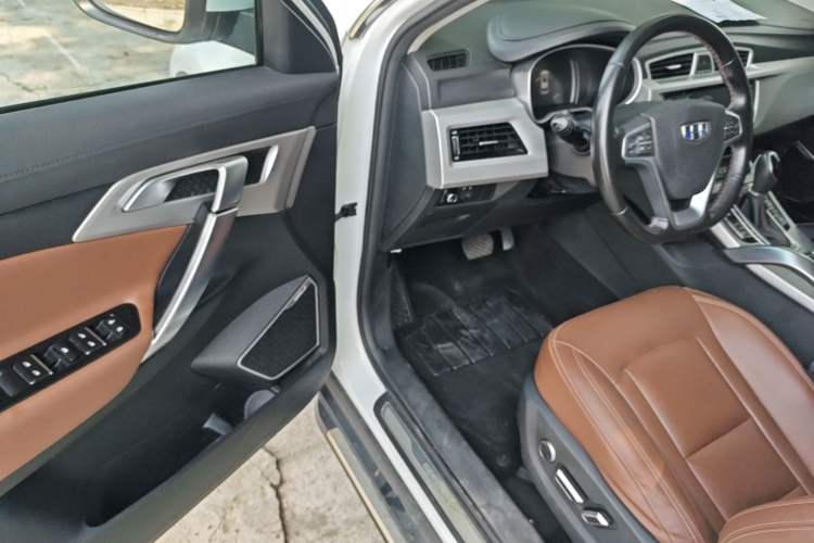 Used Geely Auto Emgrand X7 Sport 2016 1.8TD Automatic All-Wheel-Drive ZhiZun Edition Driver Seat