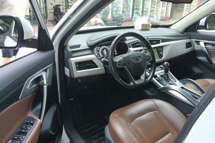 Used Geely Auto Emgrand X7 Sport 2016 1.8TD Automatic ZhiZun Version Driver Seat