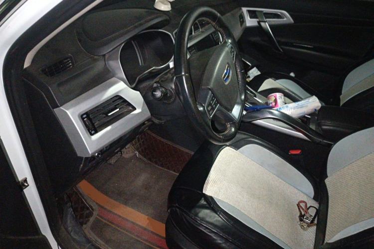 Used Geely Auto Emgrand X7 Sport 2016 1.8TD Automatic Smart Connectivity Version Driver Seat