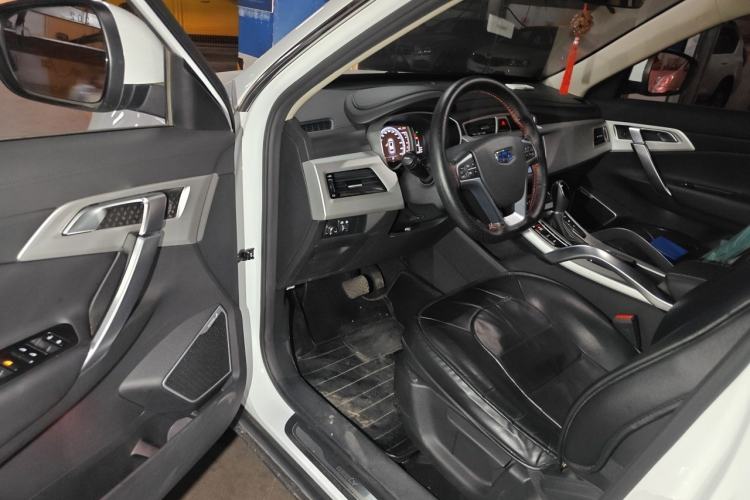 Used Geely Auto Emgrand X7 Sport 2016 1.8TD Automatic Smart Connectivity Version Driver Seat