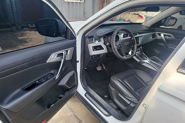 Used Geely Auto Emgrand X7 Sport 2016 1.8TD Automatic ZhiShang Model Driver Seat