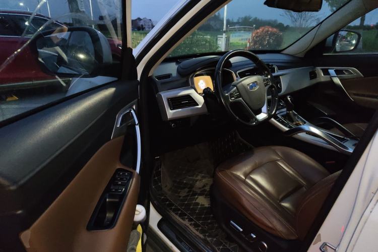 Used Geely Auto Emgrand X7 Sport 2016 1.8TD Automatic ZhiZun Version Driver Seat