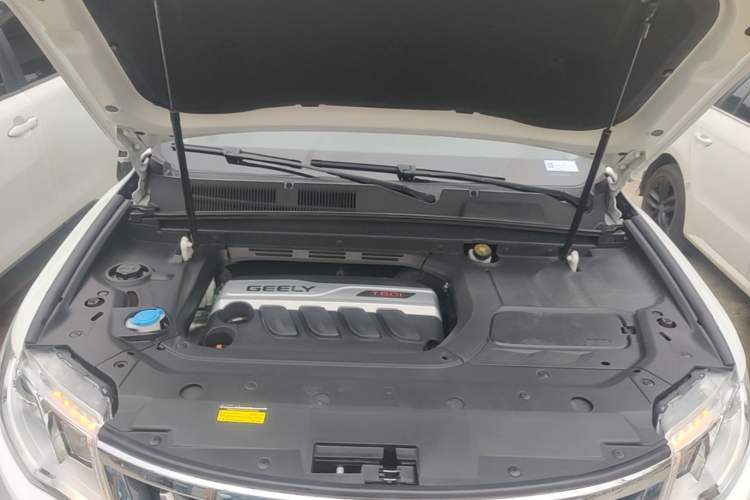 Used Geely Auto Emgrand X7 Sport 2016 1.8TD Automatic Smart Connectivity Version Engine Bay