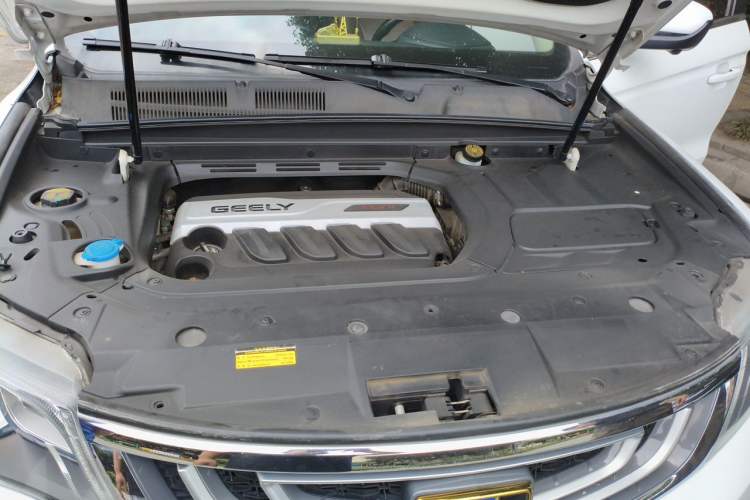 Used Geely Auto Emgrand X7 Sport 2016 1.8TD Automatic ZhiZun Version Engine Bay