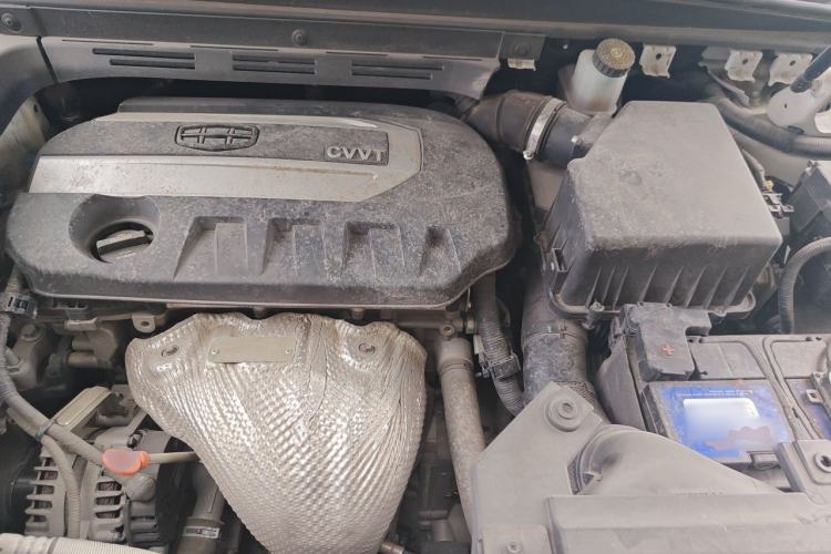 Used Geely Auto Emgrand X7 Sport 2016 2.0L Manual ZhiShang Version Engine Bay