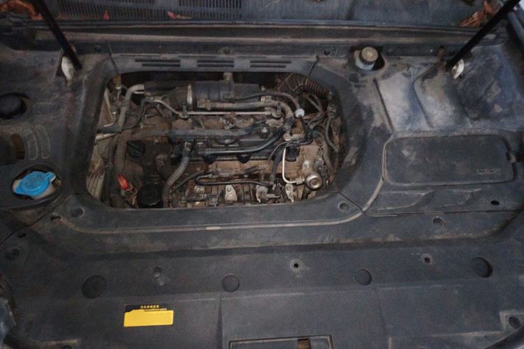 Used Geely Auto Emgrand X7 Sport 2016 1.8TD Automatic Smart Model Engine Bay