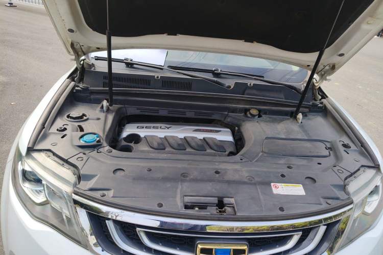 Used Geely Auto Emgrand X7 Sport 2016 1.8TD Automatic ZhiZun Version Engine Bay