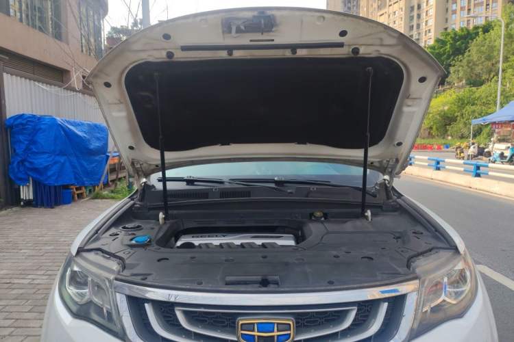 Used Geely Auto Emgrand X7 Sport 2016 1.8TD Automatic ZhiZun Version Engine Bay
